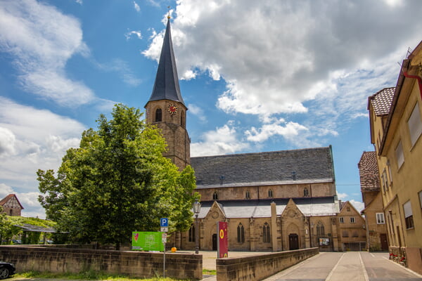 Kirchenführung mit Orgelmusik  Thema: "Die Orgel - das unbekannte Wesen, hören - sehen-staunen" 